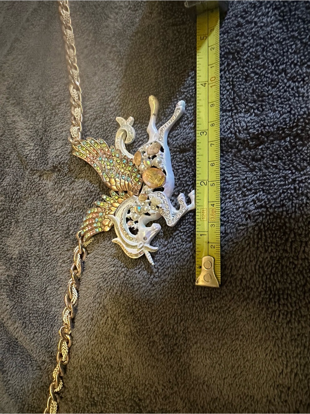 “Rare” Betsey Johnson Gold-Tone Iridescent Unicorn Pegasus Necklace - Picture 4 of 5